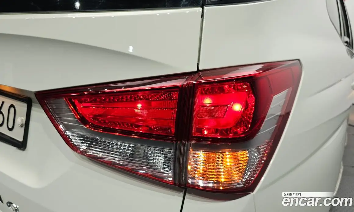 SsangYong Korando 2016 2.2 автомат (гидро), фото 8