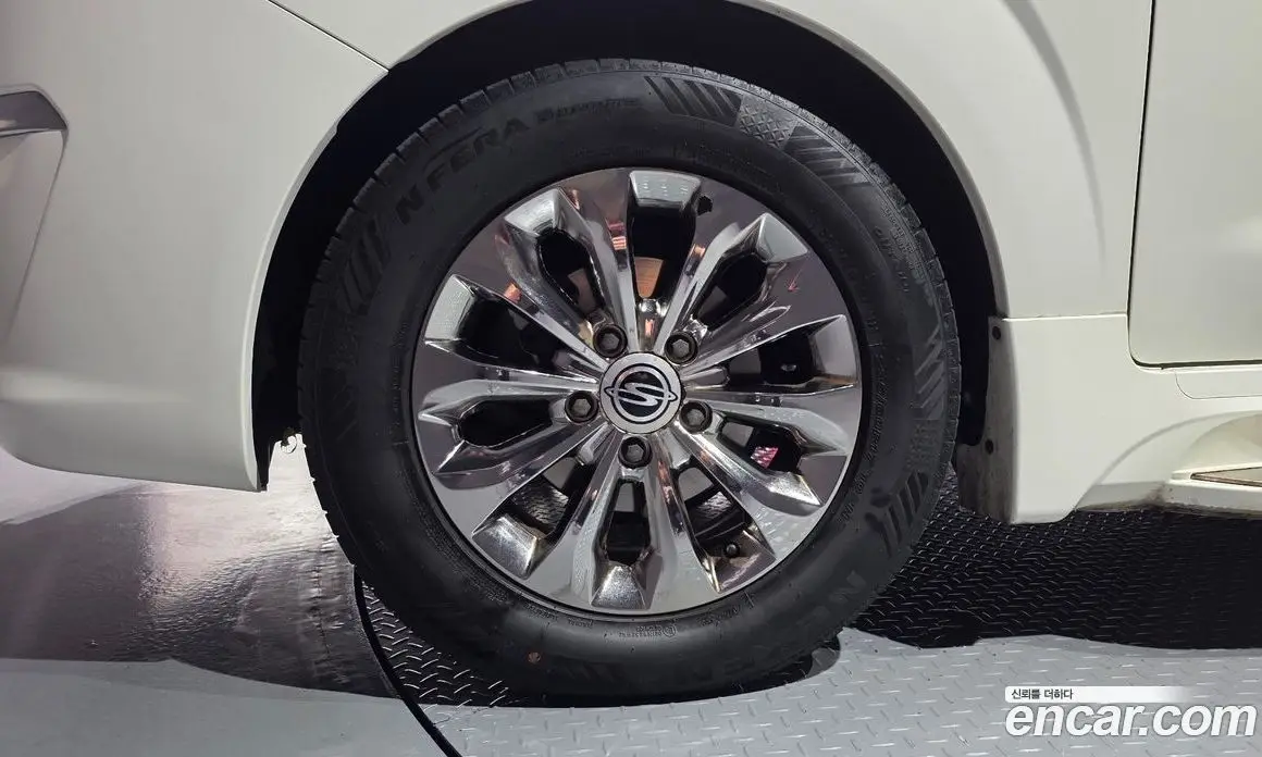SsangYong Korando 2016 2.2 автомат (гидро), фото 5