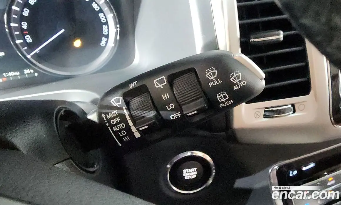 SsangYong Rexton 2017 2.2 автомат (гидро), фото 30