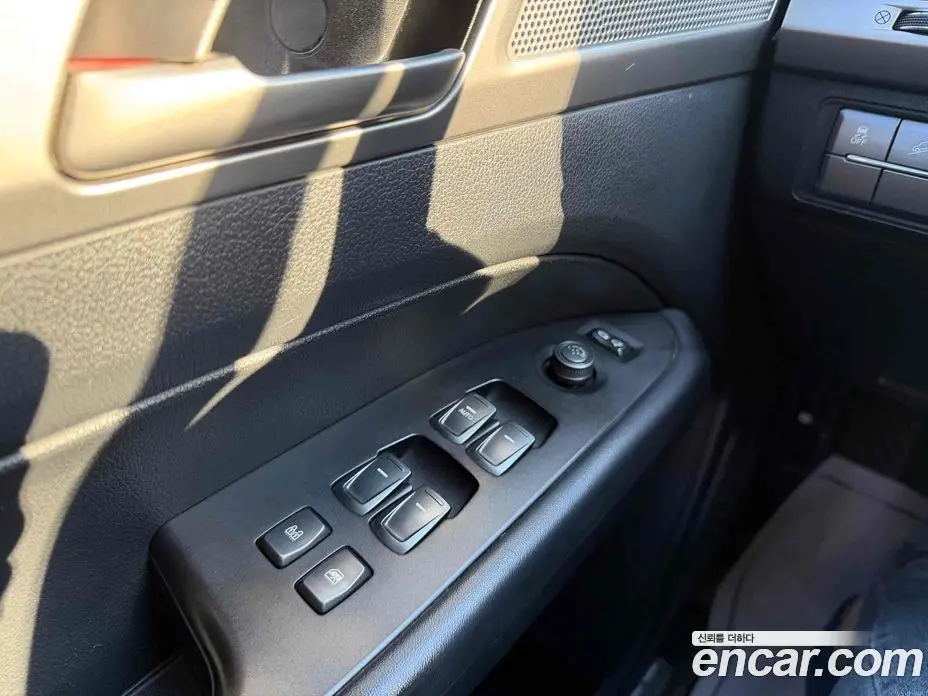 SsangYong Rexton 2018 2.2 автомат (гидро), фото 15