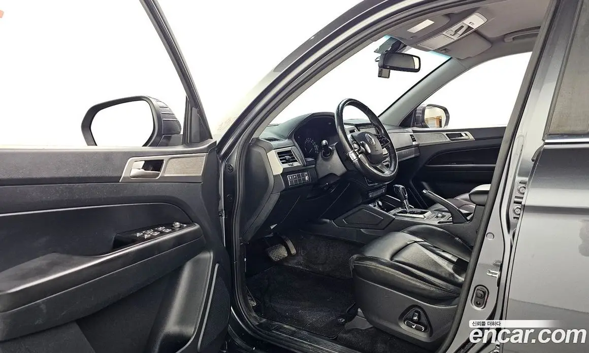 SsangYong Rexton 2018 2.2 автомат (гидро), фото 13