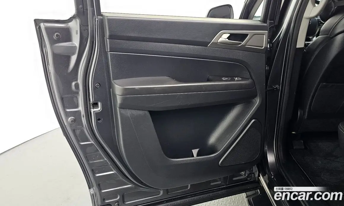 SsangYong Rexton 2018 2.2 автомат (гидро), фото 15
