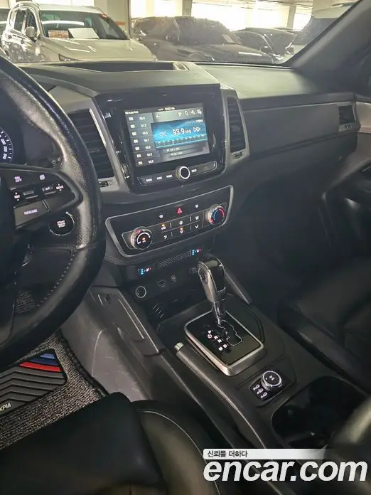 SsangYong Rexton 2018 2.2 автомат (гидро), фото 16