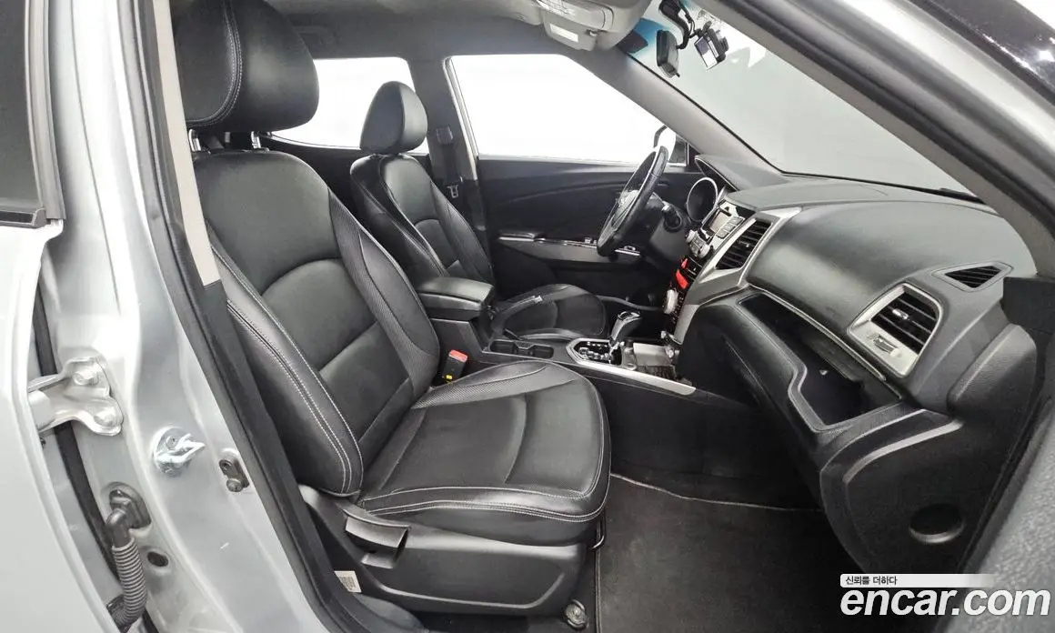 SsangYong TIBOLI 2015 1.6 автомат (гидро), фото 16