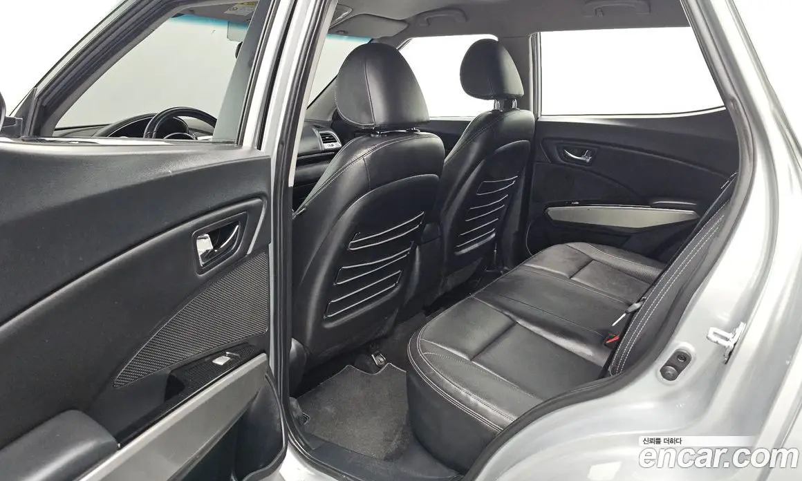 SsangYong TIBOLI 2015 1.6 автомат (гидро), фото 17