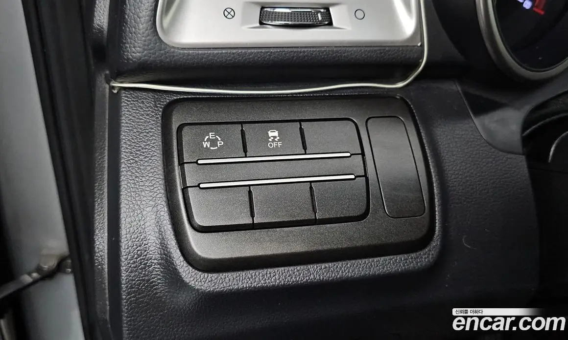 SsangYong TIBOLI 2015 1.6 автомат (гидро), фото 24