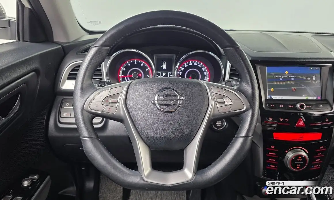 SsangYong TIBOLI 2016 1.6 автомат (гидро), фото 13