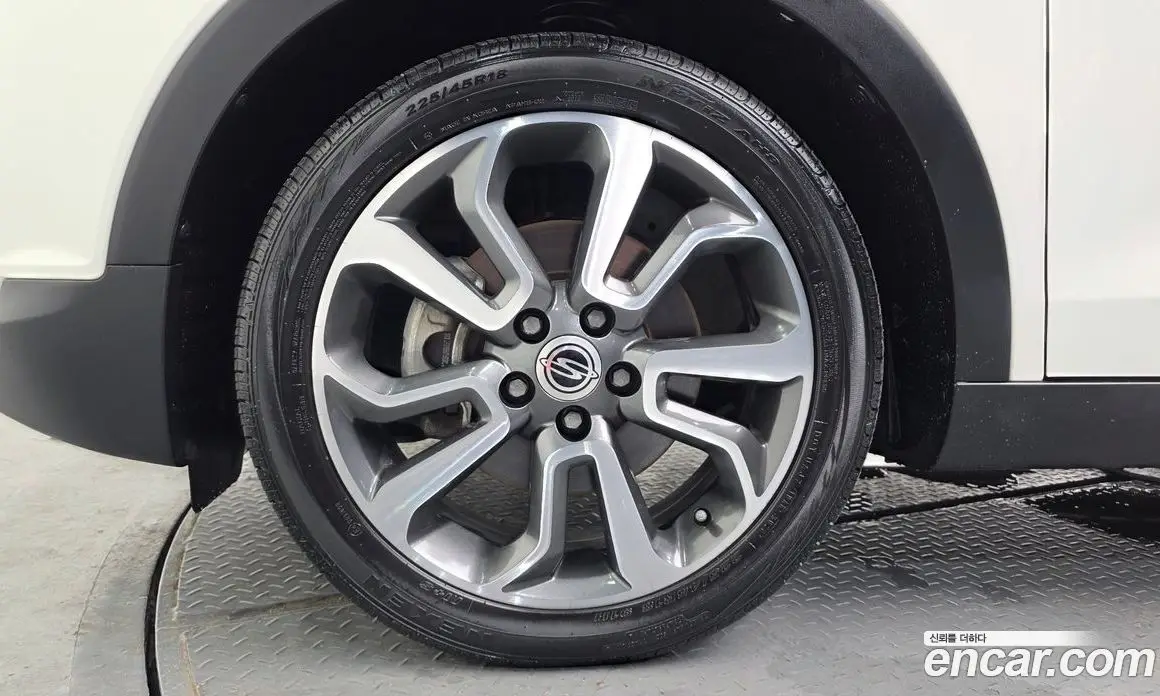 SsangYong TIBOLI 2016 1.6 автомат (гидро), фото 5