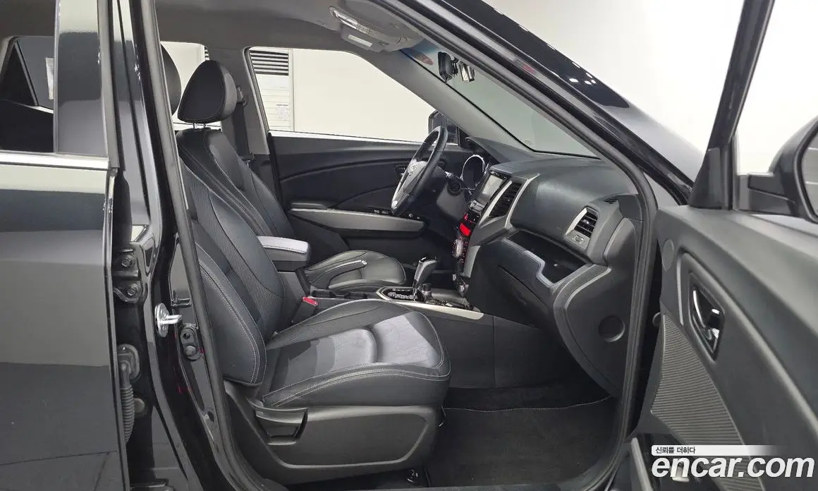 SsangYong TIBOLI 2016 1.6 автомат (гидро), фото 12