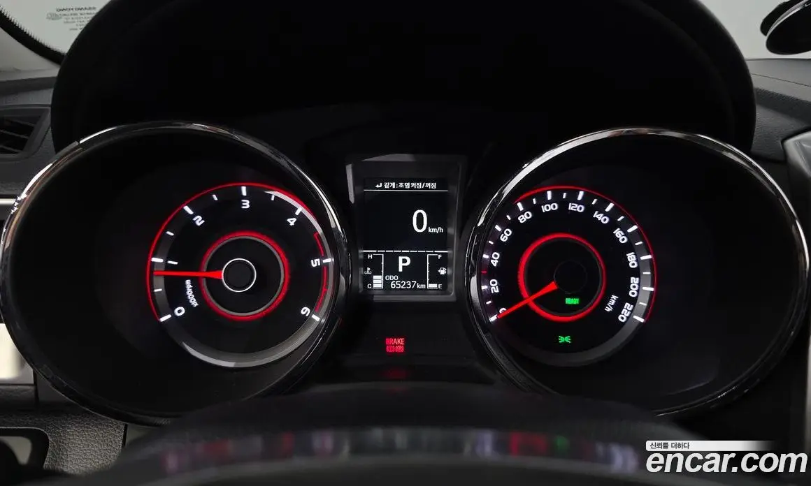 SsangYong TIBOLI 2016 1.6 автомат (гидро), фото 8