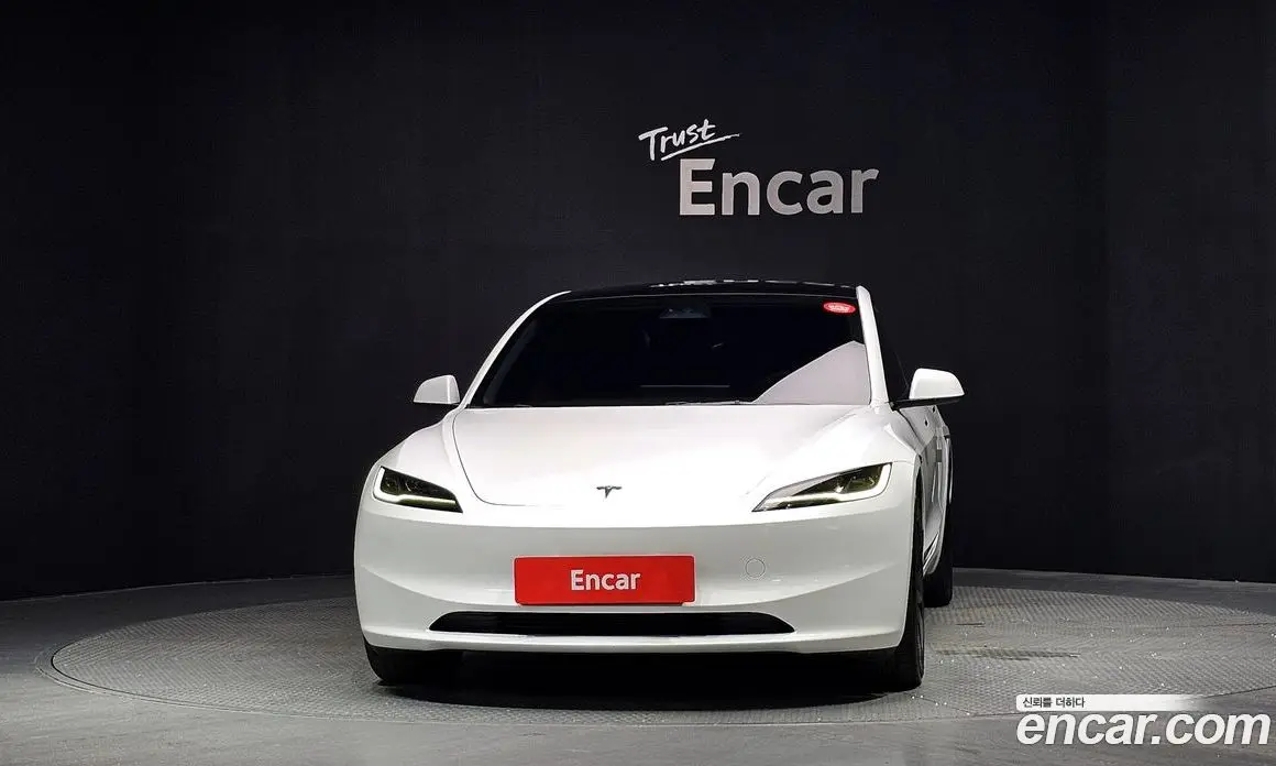 Tesla Model 3 2024 0.2 автомат (гидро), фото 3