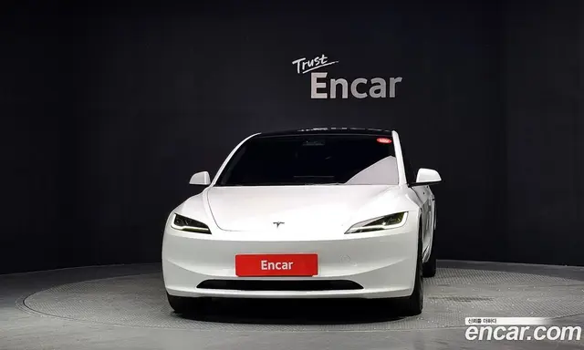 Tesla Model 3 2024 0.2 автомат (гидро), миниатюра 3