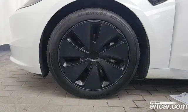 Tesla Model 3 2024 0.2 автомат (гидро), миниатюра 5