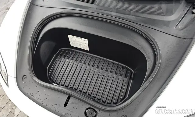 Tesla Model 3 2024 0.2 автомат (гидро), миниатюра 6