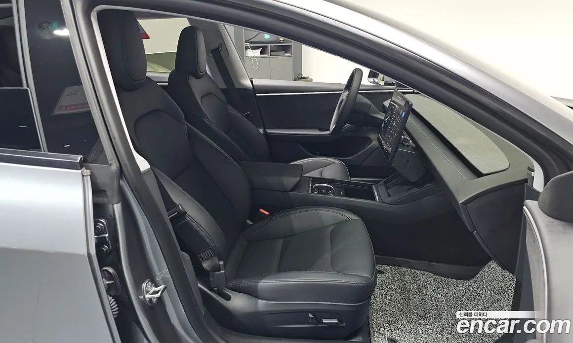 Tesla Model 3 2024 0.2 автомат (гидро), фото 15