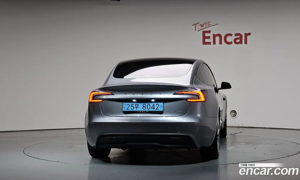 Tesla Model 3 2024 0.2 автомат (гидро), фото 3