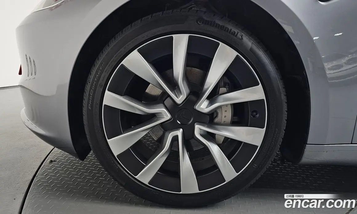 Tesla Model 3 2024 0.2 автомат (гидро), фото 4