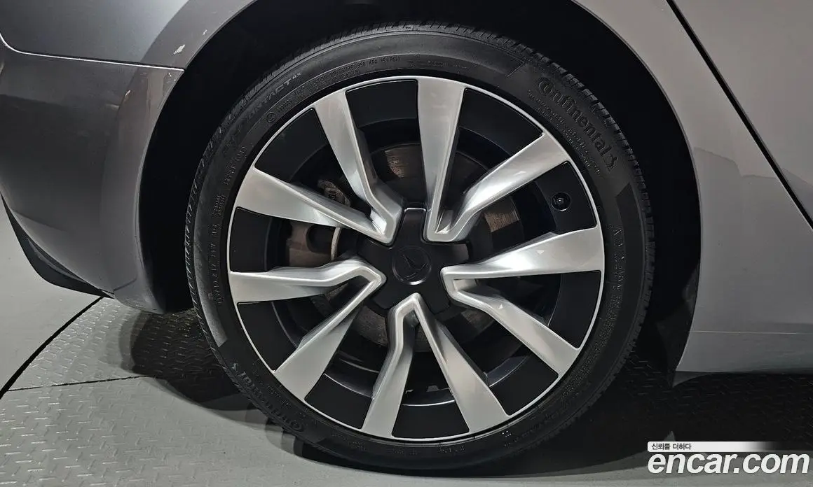 Tesla Model 3 2024 0.2 автомат (гидро), фото 6