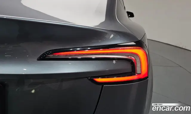 Tesla Model 3 2024 0.2 автомат (гидро), миниатюра 8