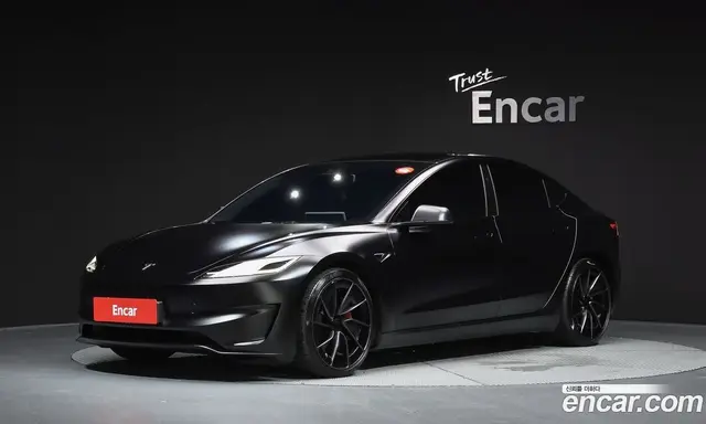 Tesla Model 3, 2025, 37 661 км