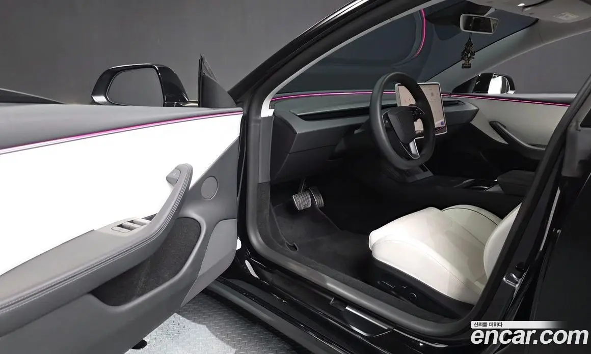Tesla Model 3 2025 0.2 автомат (гидро), фото 13
