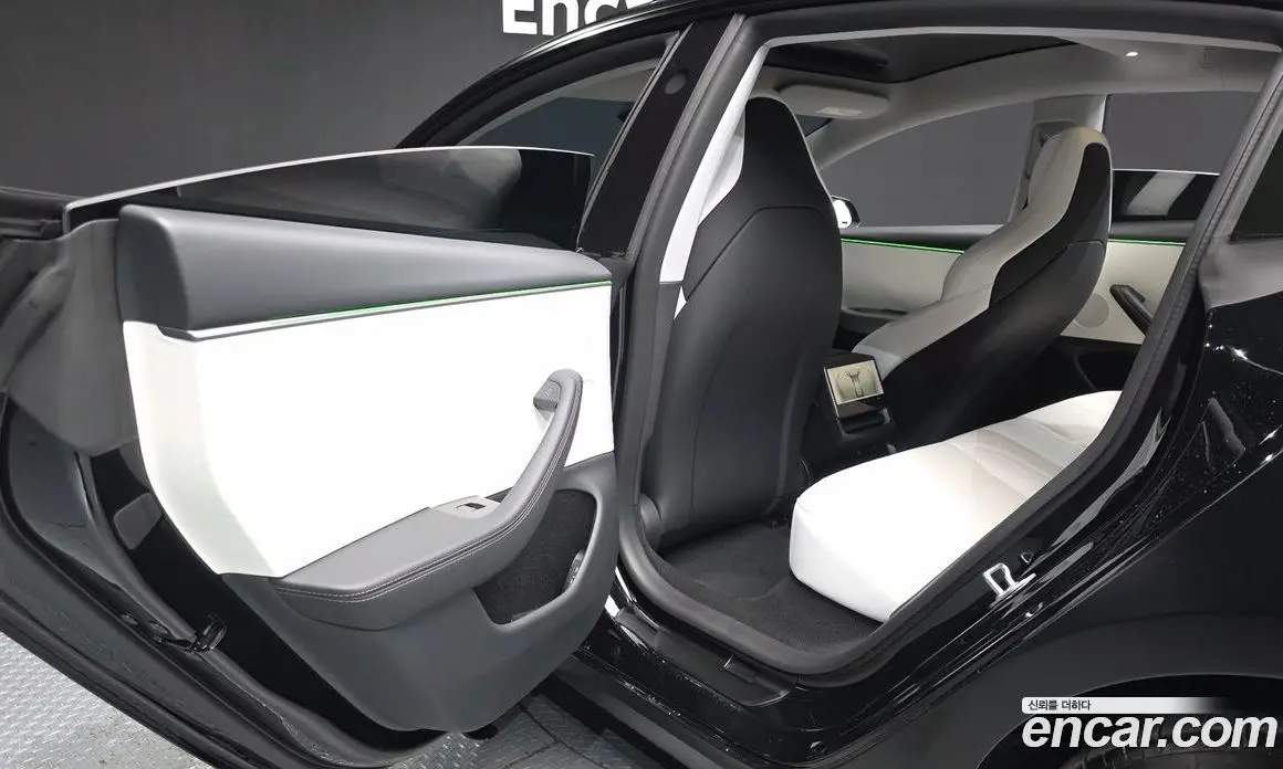 Tesla Model 3 2025 0.2 автомат (гидро), фото 16