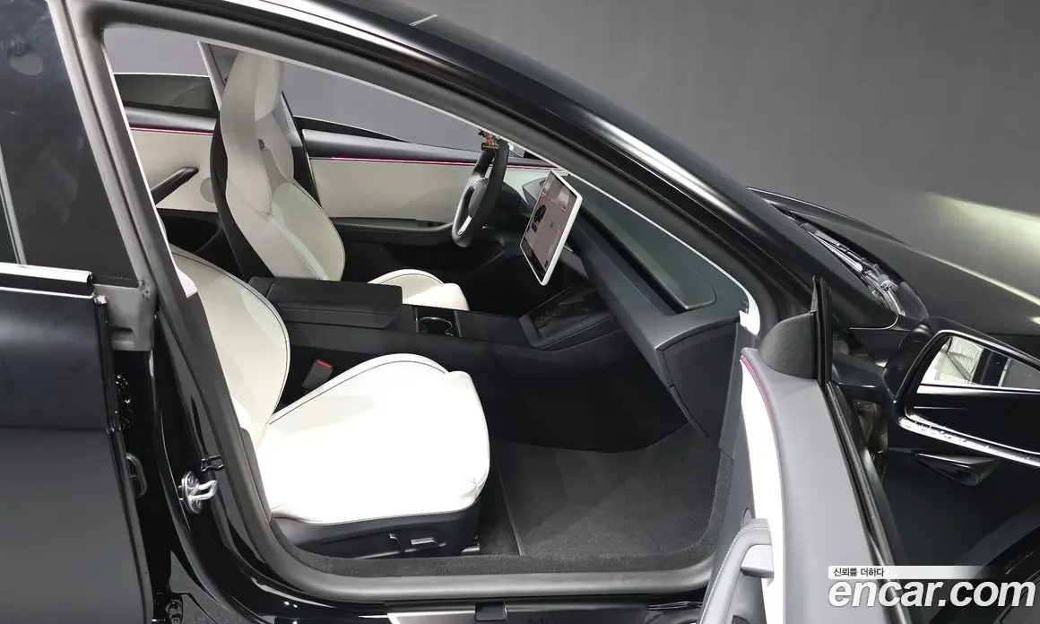Tesla Model 3 2025 0.2 автомат (гидро), фото 17