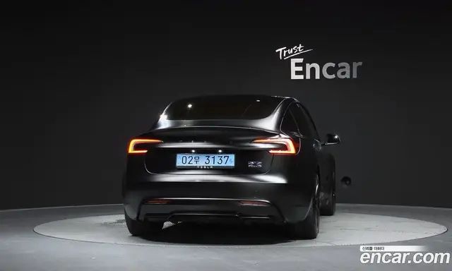 Tesla Model 3 2025 0.2 автомат (гидро), миниатюра 4