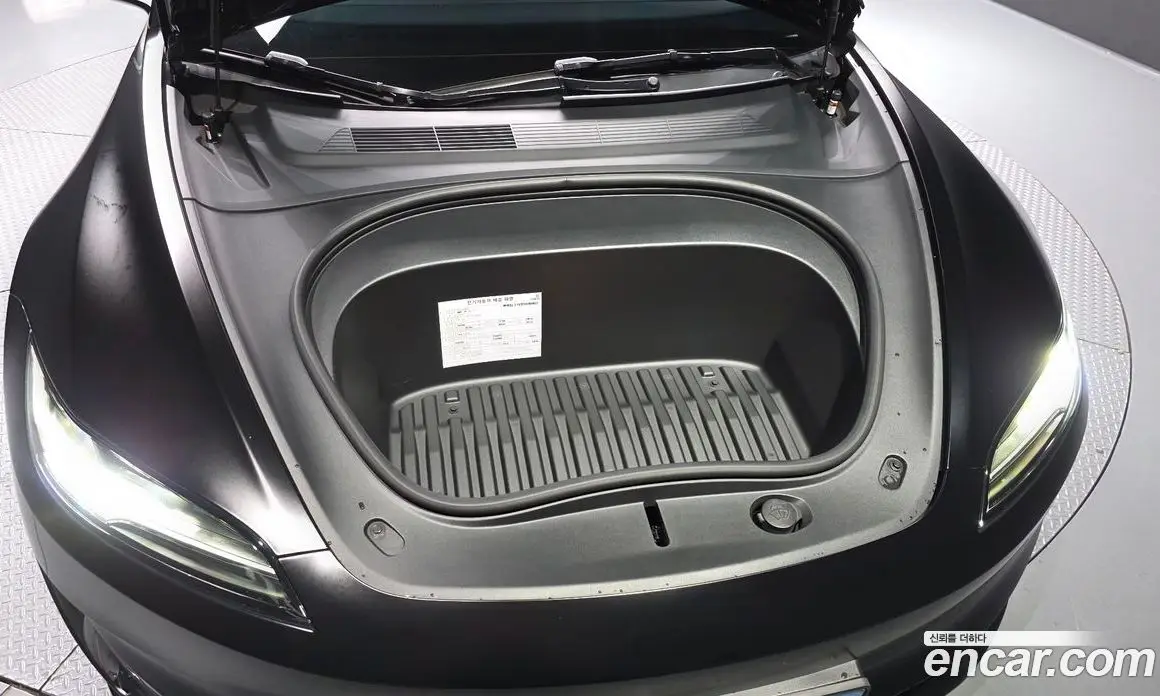 Tesla Model 3 2025 0.2 автомат (гидро), фото 6