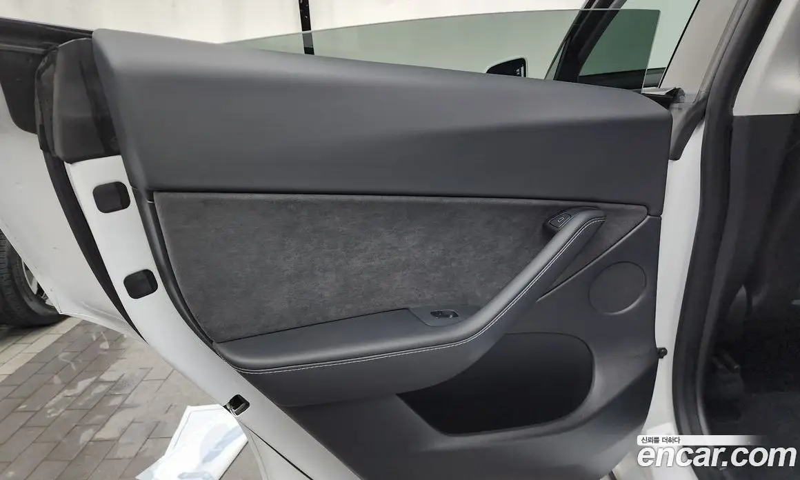 Tesla Model Y 2021 0.2 автомат (гидро), фото 15