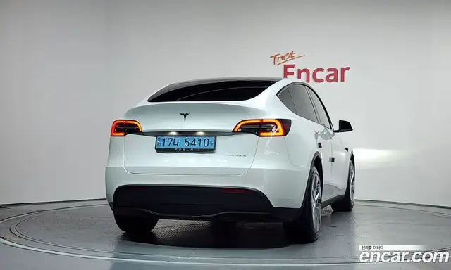 Tesla Model Y 2021 0.2 автомат (гидро), миниатюра 4