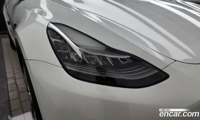 Tesla Model Y 2021 0.2 автомат (гидро), миниатюра 8