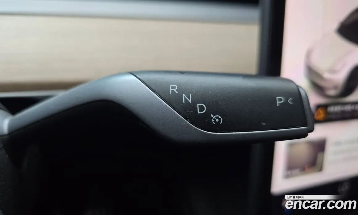 Tesla Model Y 2022 0.2 автомат (гидро), фото 12