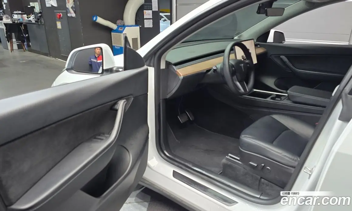 Tesla Model Y 2022 0.2 автомат (гидро), фото 13