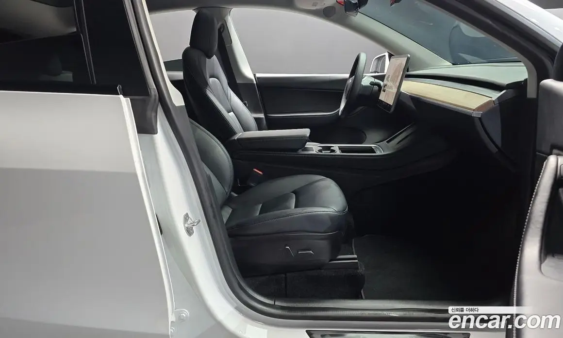 Tesla Model Y 2022 0.2 автомат (гидро), фото 16
