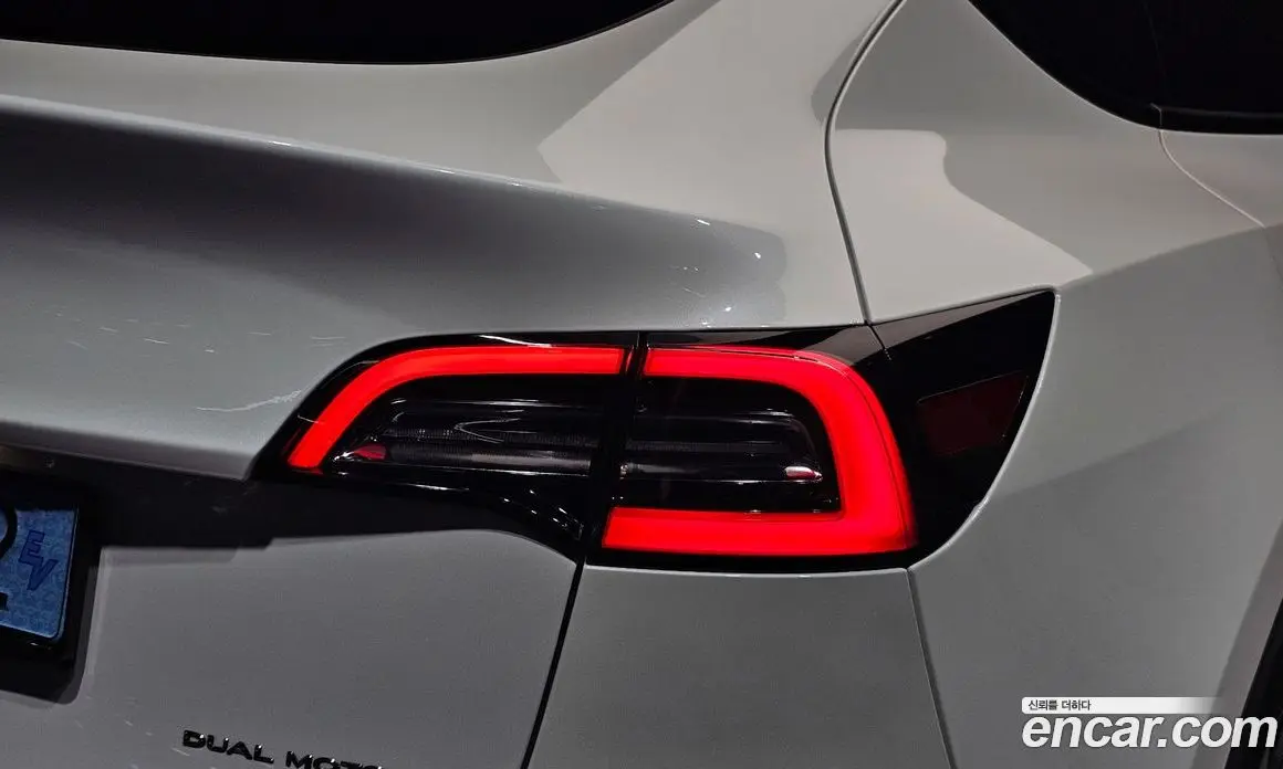 Tesla Model Y 2022 0.2 автомат (гидро), фото 9