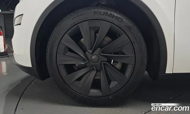 Tesla Model Y 2025 0.2 автомат (гидро), миниатюра 4