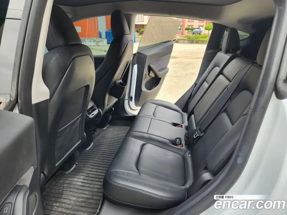 Tesla Model Y 2025 автомат (гидро), фото 11