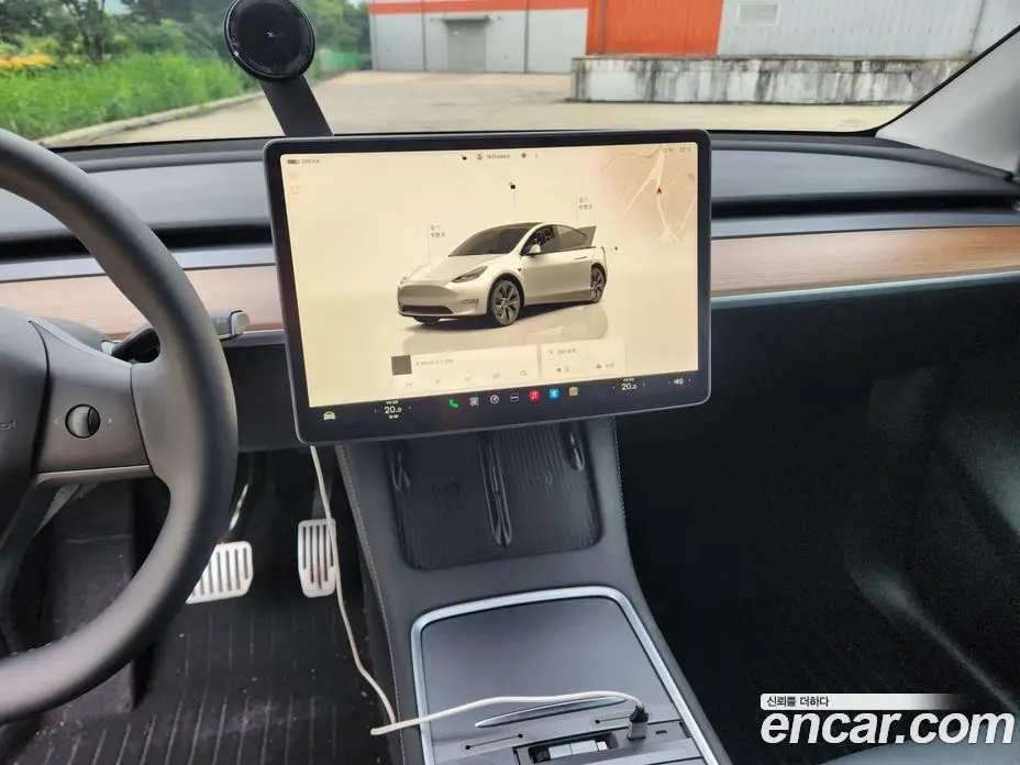Tesla Model Y 2025 автомат (гидро), фото 15