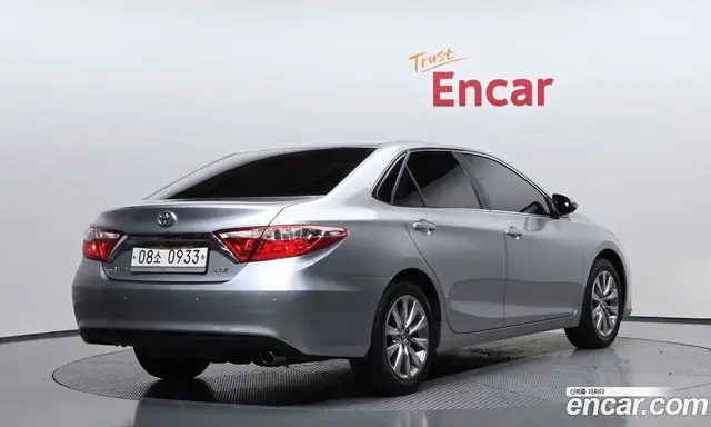 Toyota Camry 2016 2.5 автомат (гидро), миниатюра 2