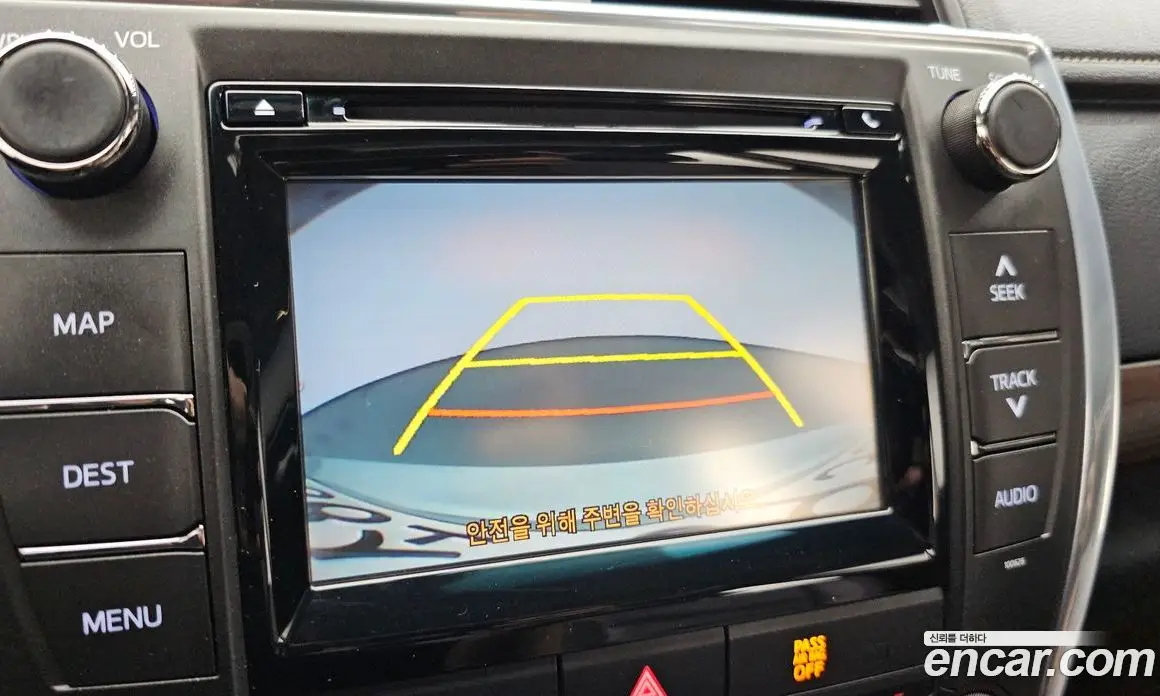 Toyota Camry 2016 2.5 автомат (гидро), фото 14