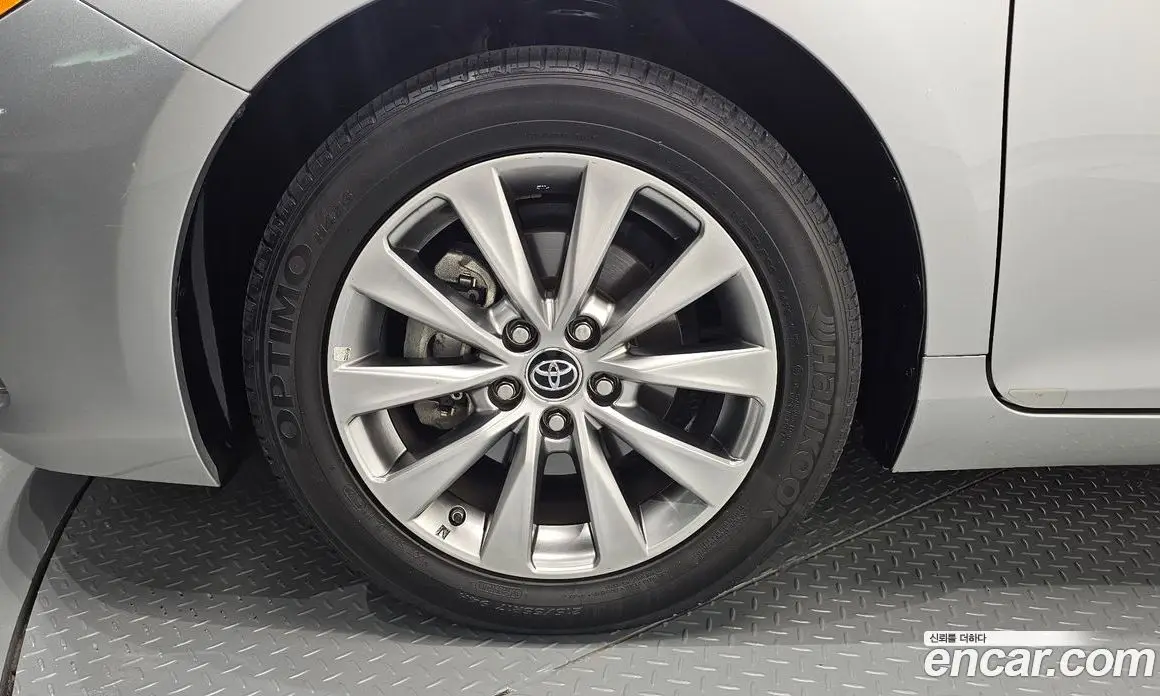 Toyota Camry 2016 2.5 автомат (гидро), фото 5