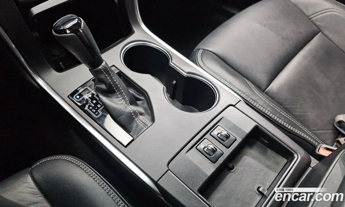 Toyota Camry 2016 2.5 автомат (гидро), фото 9