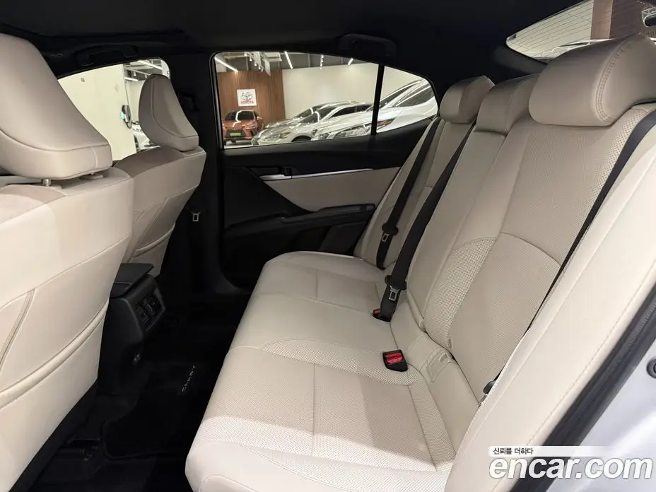 Toyota Camry 2025 2.5 автомат (вариатор), фото 13