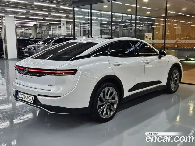 Toyota Crown 2024 2.5 автомат (вариатор), миниатюра 2