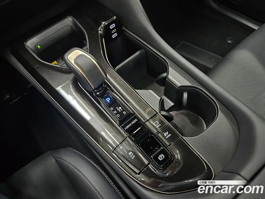 Toyota Crown 2024 2.5 автомат (вариатор), фото 9