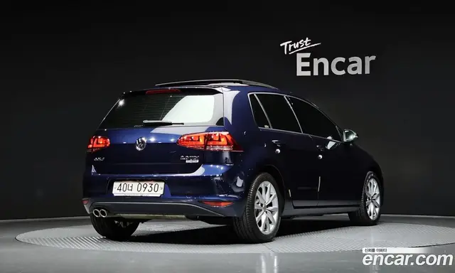 Volkswagen Golf 2015 2.0 автомат (гидро), миниатюра 2