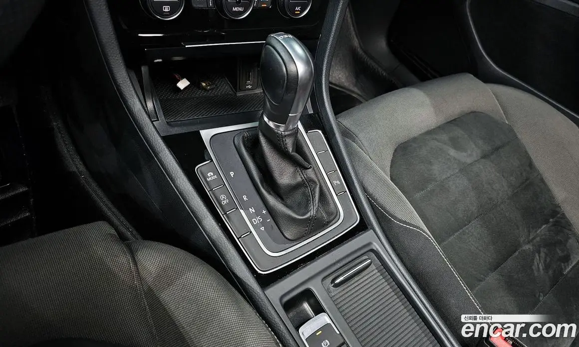 Volkswagen Golf 2015 2.0 автомат (гидро), фото 9