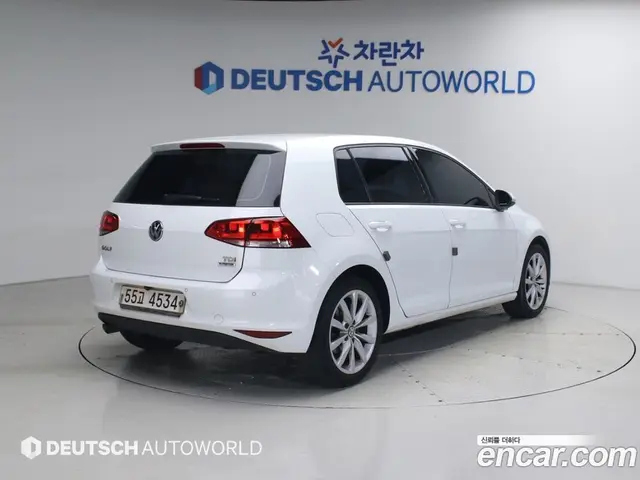 Volkswagen Golf 2015 1.6 автомат (гидро), миниатюра 2