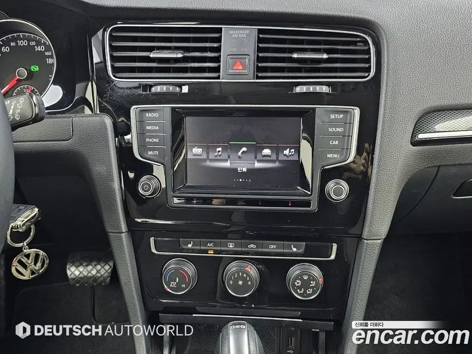 Volkswagen Golf 2015 1.6 автомат (гидро), фото 14